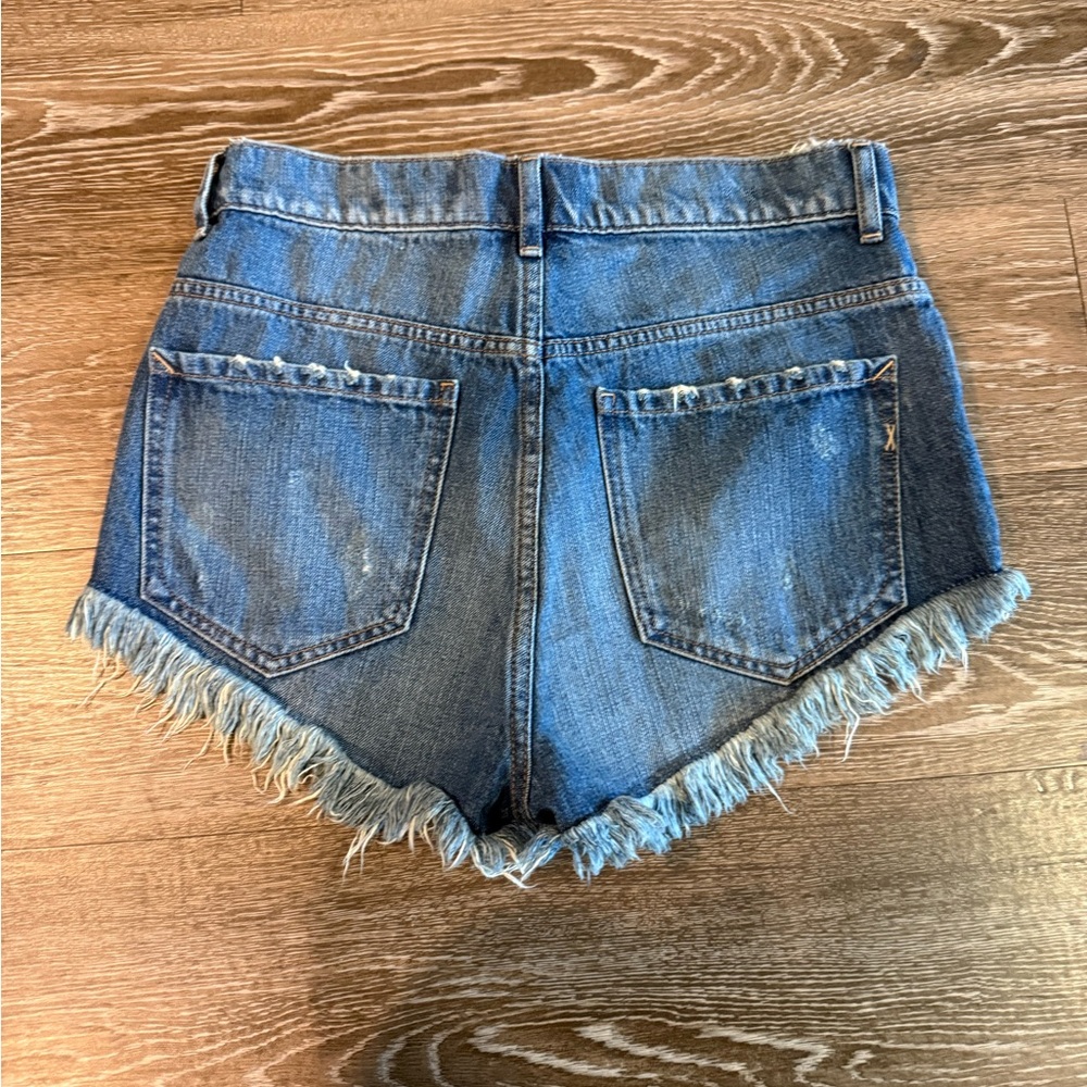 Express Women's Frayed Hem Jean Shorts - Blue - Picture 3 of 3